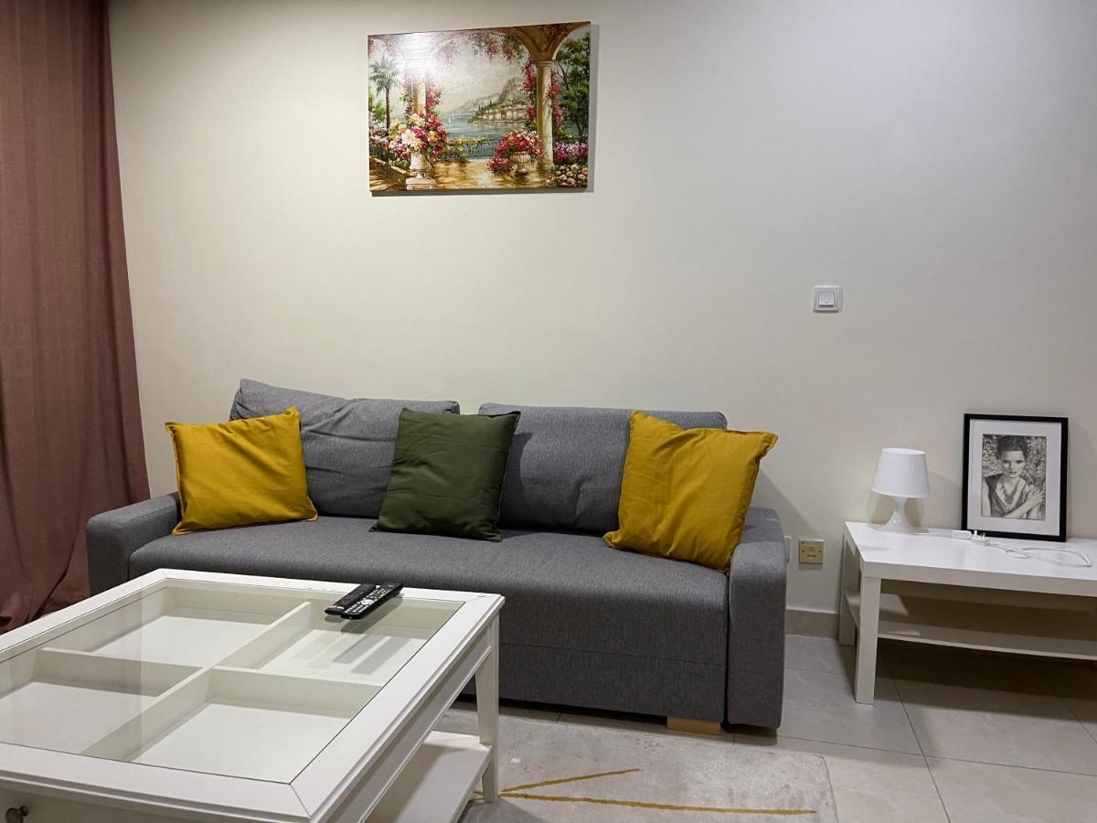 Metro Premium Location Spacious 2 Bedroom Apartment Right Next To The Metro Dubai Exterior photo